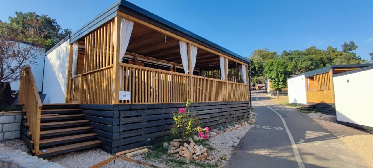 Mobile Home Kmz Selce Eksteriør bilde