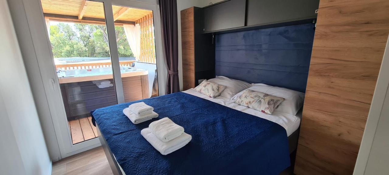 Mobile Home Kmz Selce Eksteriør bilde